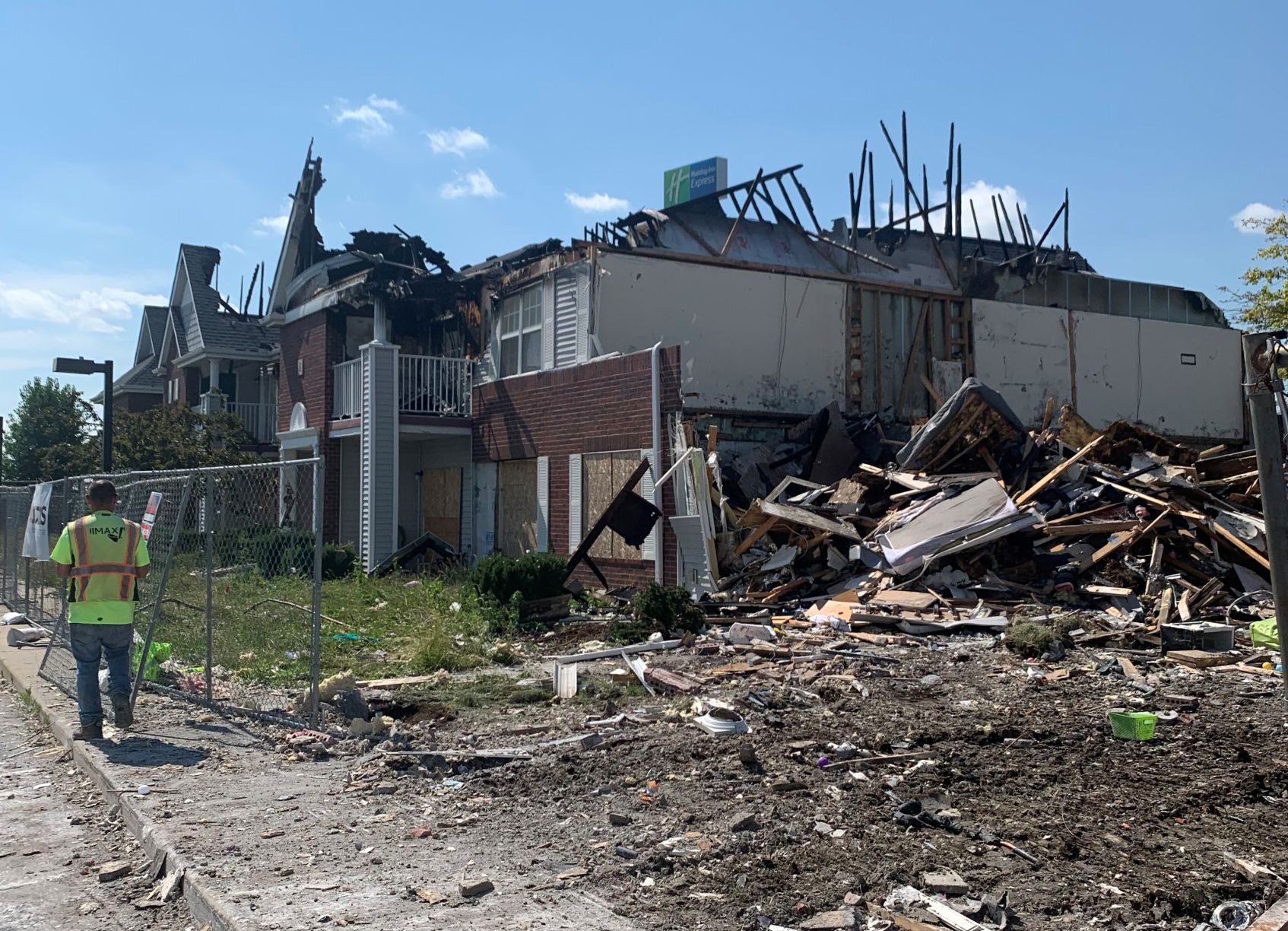 Traditions demolition